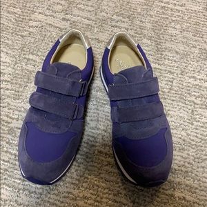 ✨New✨ Jacadi Boys sneaker in size 33